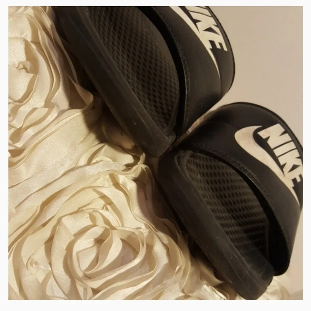 Nike Slides / Sandals Unisex - Picture 6 of 9